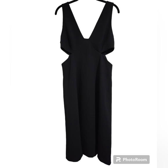 Theory Dresses & Skirts - EUC Theory Cut Out Admiral Crepe Dress Black size 12